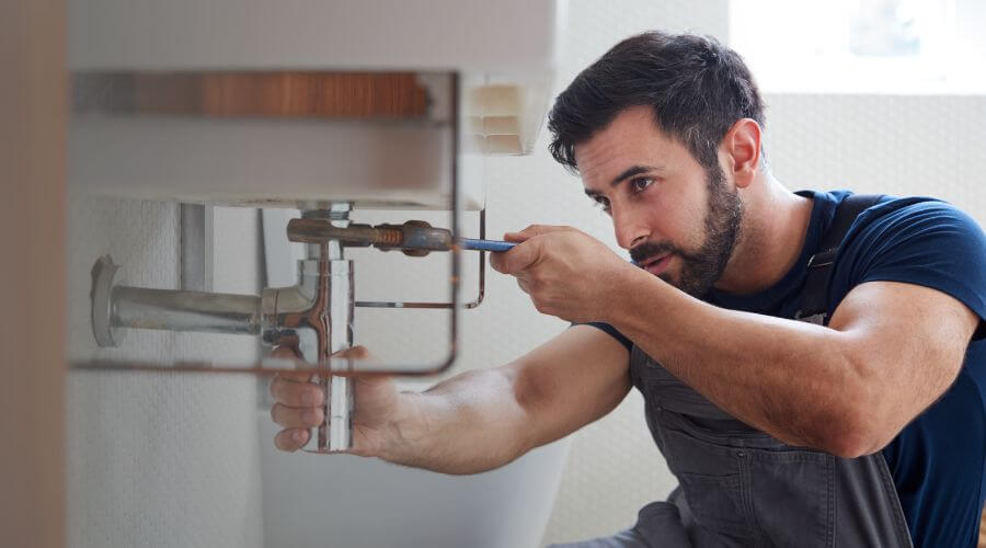 Professional water heater installation services in Oaks, OK